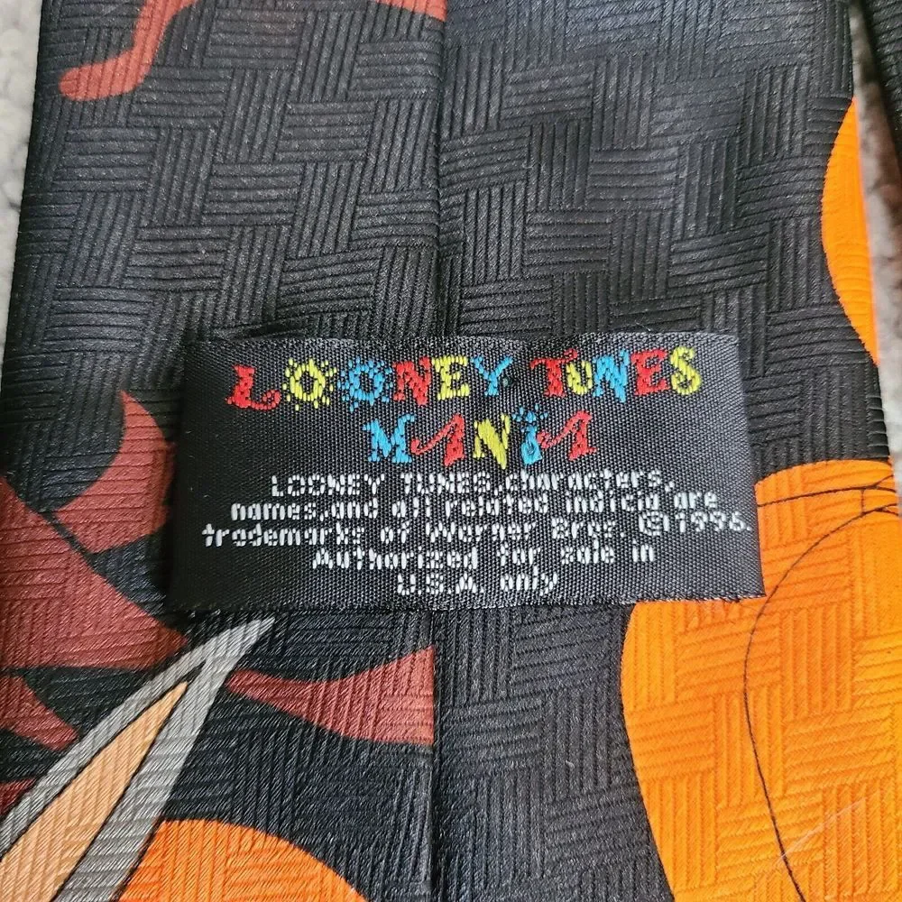 Vintage Halloween Looney Tunes Tie‎ Necktie 1996 Polyester Spooky Bugs Taz Daffy